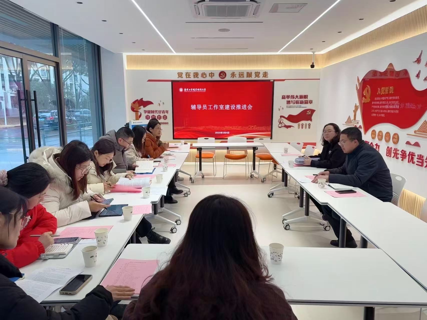 05f37434fc419fa552fb63db6fd8c5b.jpg 05f37434fc419fa552fb63db6fd8c5b.jpg